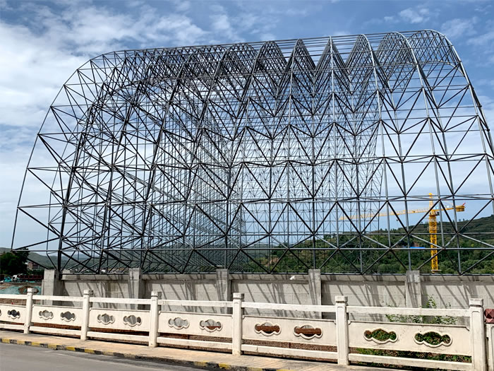 大兴山寨矿储煤棚网架